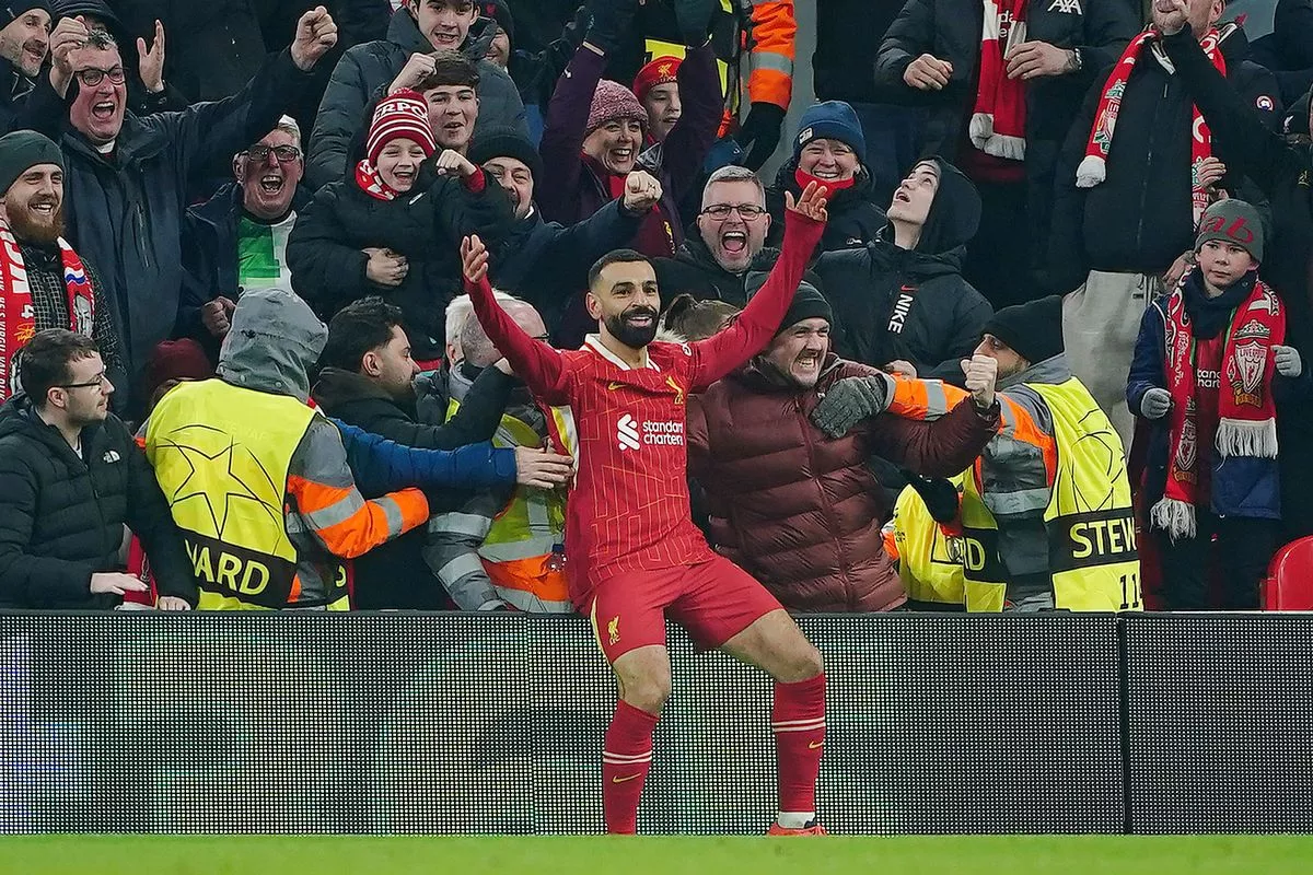 ليفربول يأمل في الحفاظ على  محمد صلاح بعد موسم استثنائي وتوقعات بفوزه بالكرة الذهبية